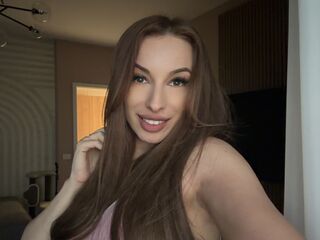 camslut naked KylieVelvet