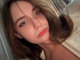 camwhore masturbating with dildo KyungInguardsen