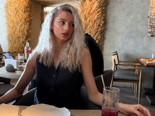 naked camgirl LavernVink