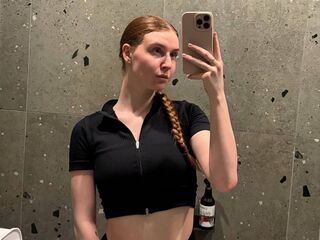 adult cam chat LessieNunz
