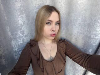 girl topless LilianaCross