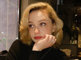 camgirl webcam sex pic LilithYongi