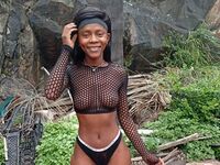 camgirl fingering shaved pussy LillyAriana