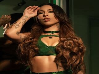 nude cam photo LilyHarpers