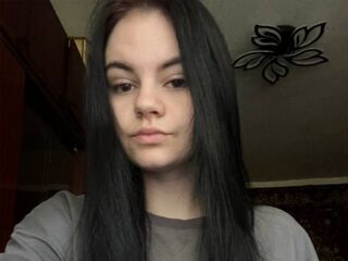 topless webcamgirl LoryRzucidlo