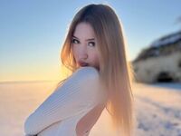 hot naked camgirl MadaleneAlicia