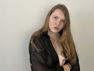 adult webcam chat room MadalineMosman