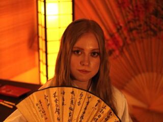 cam whore livesex MandiKressierer