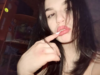 camslut showing pussy MarinaSemo