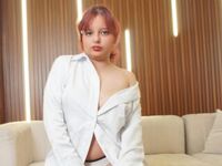 masturbating girl MartinaBellmont