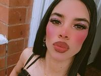naughty camgirl fingering pussy MeliMoon