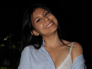 cam girl showing tits MiaSauvage