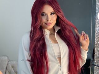 nude webcamgirl MilaEverhart