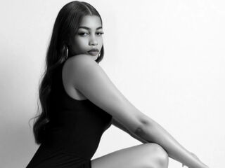 naughty webcamgirl MilaJohn