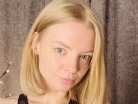strip tease MoiraBaumgartel