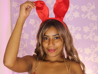 fingering girl cam picture NaomiMiller