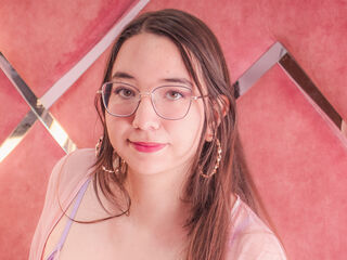 hot naked camgirl NeluxRiveiro