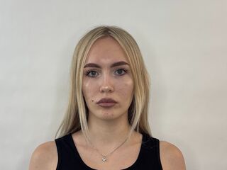 cam girl masturbating with sextoy RegeniaAttwell
