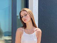 camgirl showing tits RosalynCole