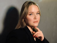 bedroom live cam SallySavage