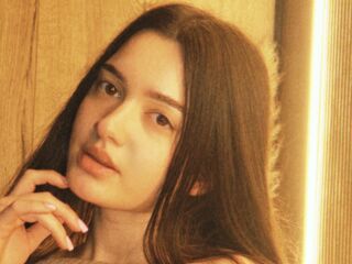 naked webcam girl photo SavannahHoward