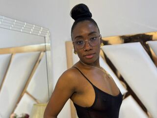 beautiful girlcam SelenaHadid