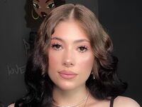 cam girl masturbating with vibrator ShayneKuster