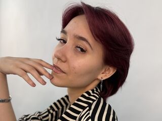cam girl fingering pussy SherylDewaters