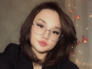 fingering cam whore ShielaQuam