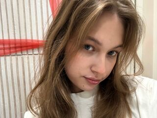 naughty cam girl SimoneBotellio