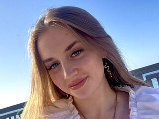 hot naked webcamgirl SonyMiller