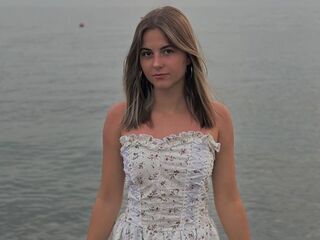 naked camgirl picture StellaWerty