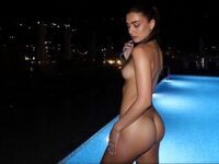 strip show ThaliaGudgel