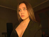 naughty camgirl fingering pussy UdeleBroadhurst