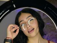 camgirl fingering pussy VallolettRuso