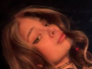 cam girl showing tits ViolaKerelina