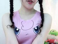 naked camgirl masturbating with vibrator YokoCam