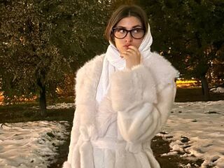 sex show online YukoHazer